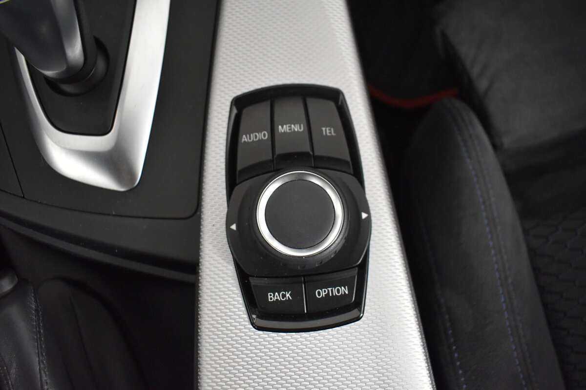 Купить BMW 3 серии 320i xDrive, 2016, 27 000 км, фото №14