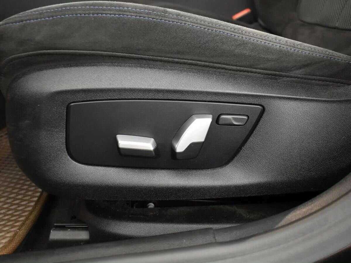 Купить BMW 5 серии 530i xDrive, 2020, 82 101 км, фото №12