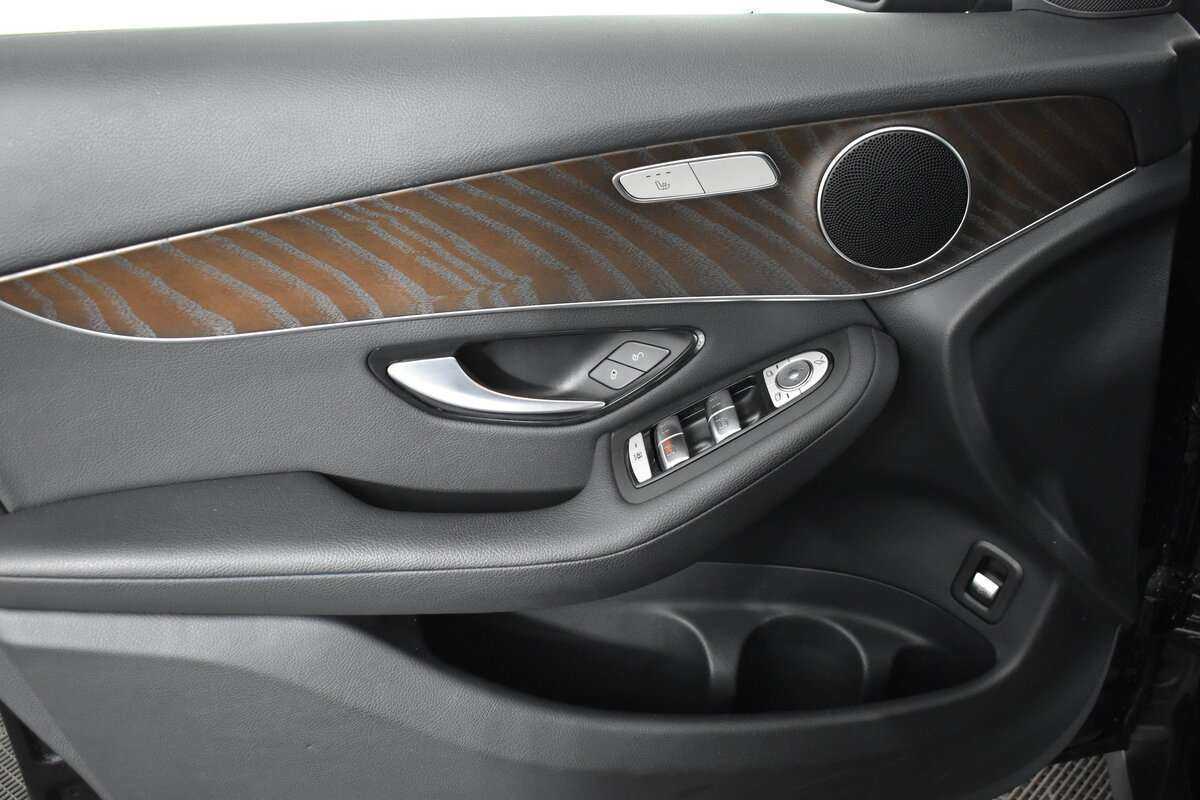 Купить Mercedes-Benz GLC 220 d, 2021, 71 700 км, фото №21