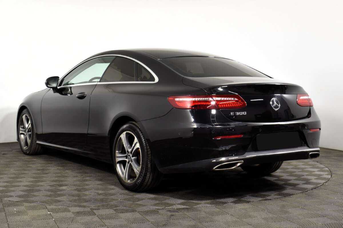 Купить Mercedes-Benz E-Класс 300, 2017, 126 000 км, фото №6