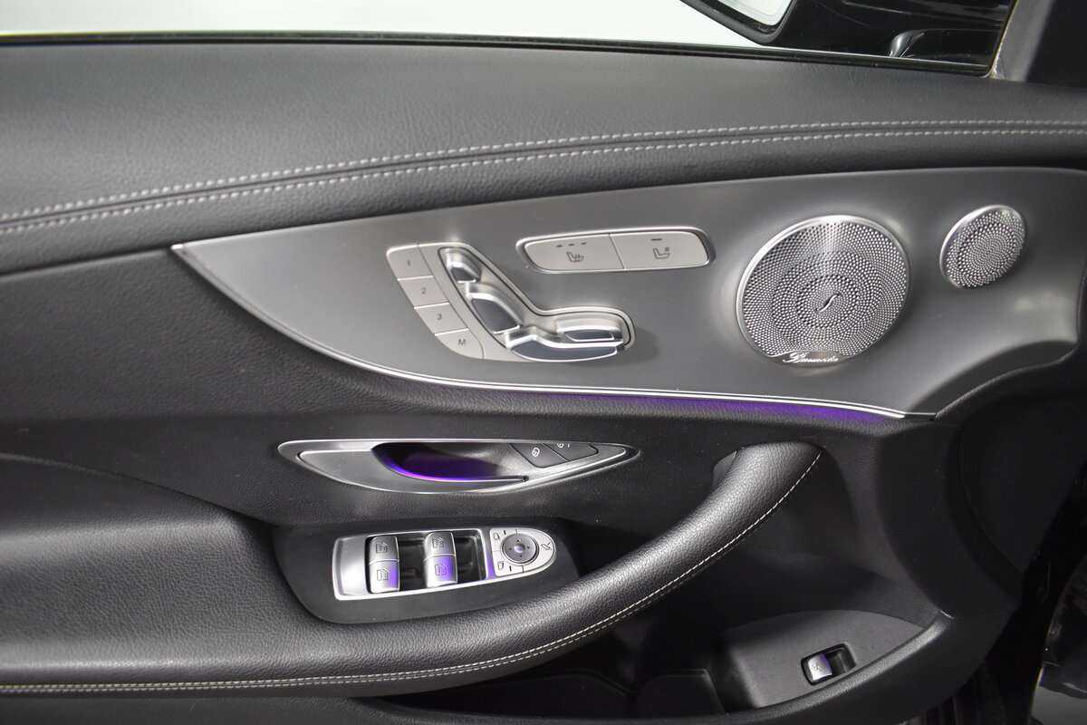 Купить Mercedes-Benz E-Класс 300, 2017, 126 000 км, фото №16