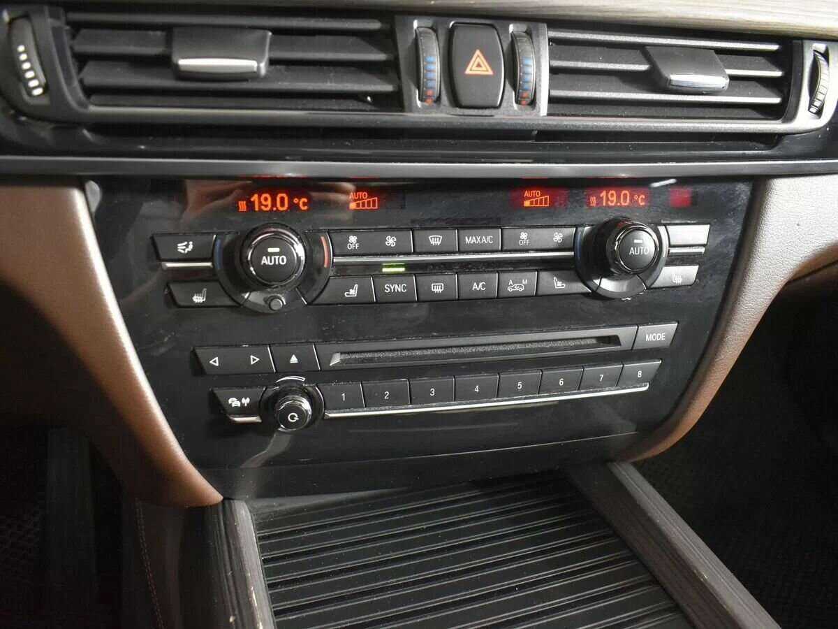 Купить BMW X5 M50d, 2015, 129 000 км, фото №27