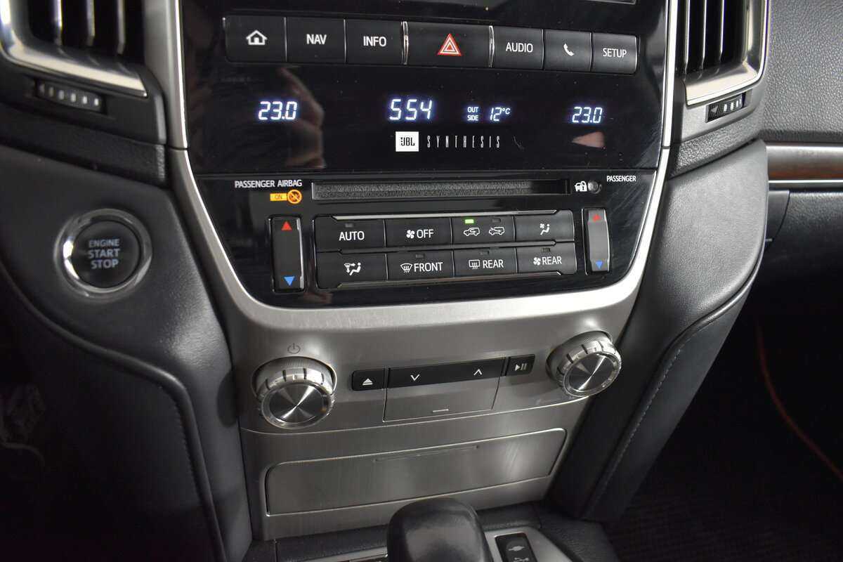 Купить Toyota Land Cruiser, 2016, 211 994 км, фото №23