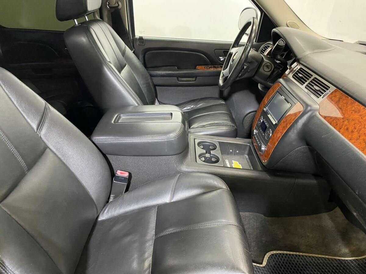 Купить Chevrolet Tahoe, 2008, 248 776 км, фото №9