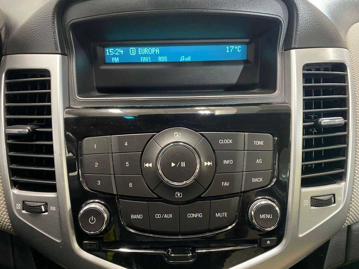 Купить Chevrolet Cruze, 2011, 176 300 км, фото №14