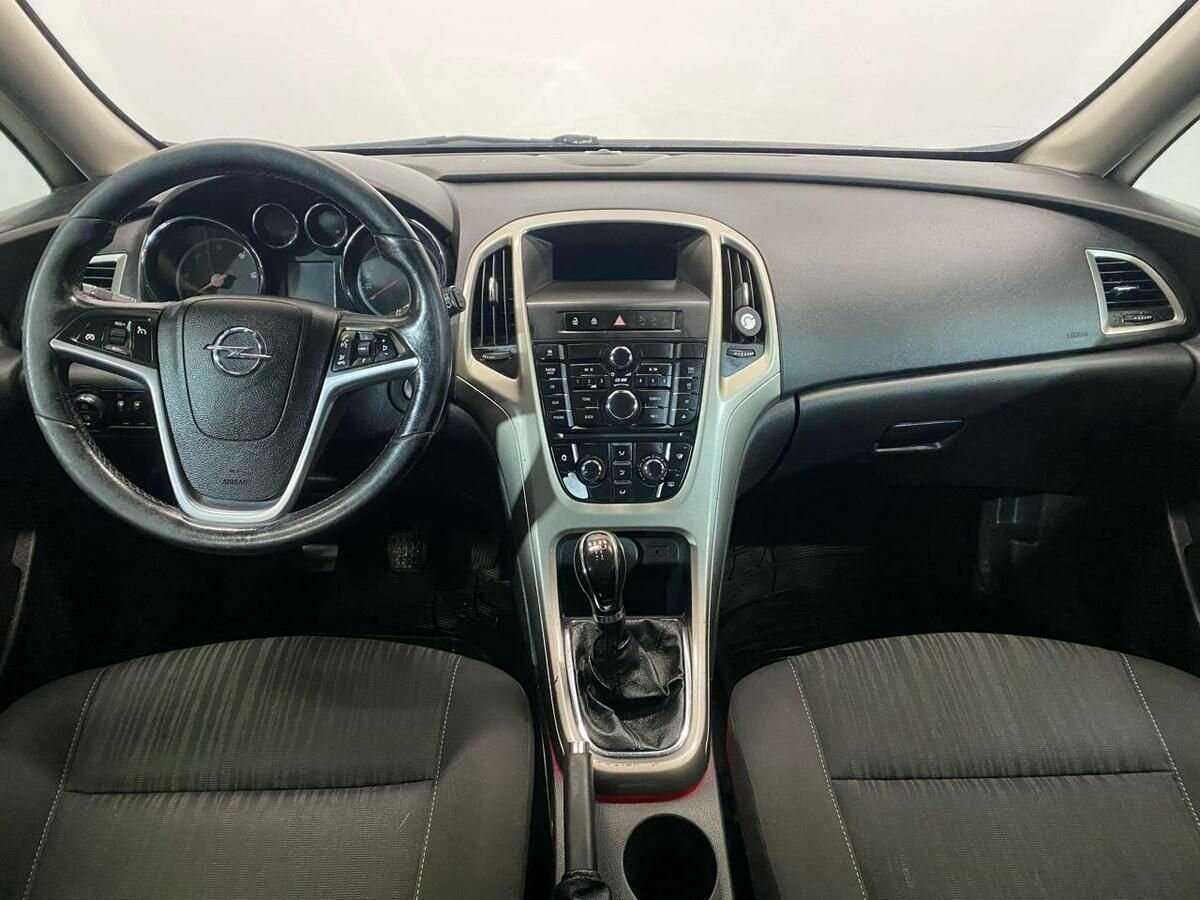 Купить Opel Astra, 2010, 138 310 км, фото №9