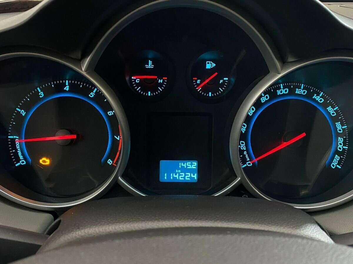 Купить Chevrolet Cruze, 2011, 114 222 км, фото №12