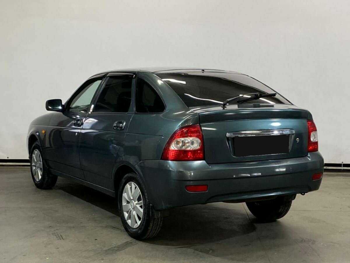 Купить Lada (ВАЗ) Priora, 2011, 110 569 км, фото №7