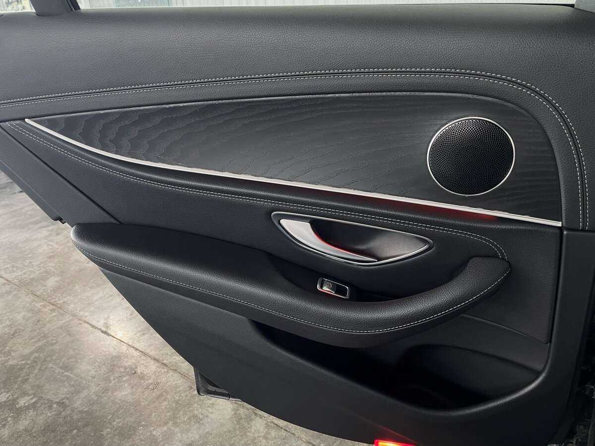 Купить Mercedes-Benz E-Класс 220 d, 2018, 100 711 км, фото №24