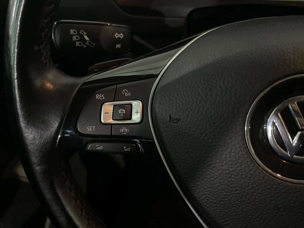 Купить Volkswagen Tiguan, 2019, 50 846 км, фото №12