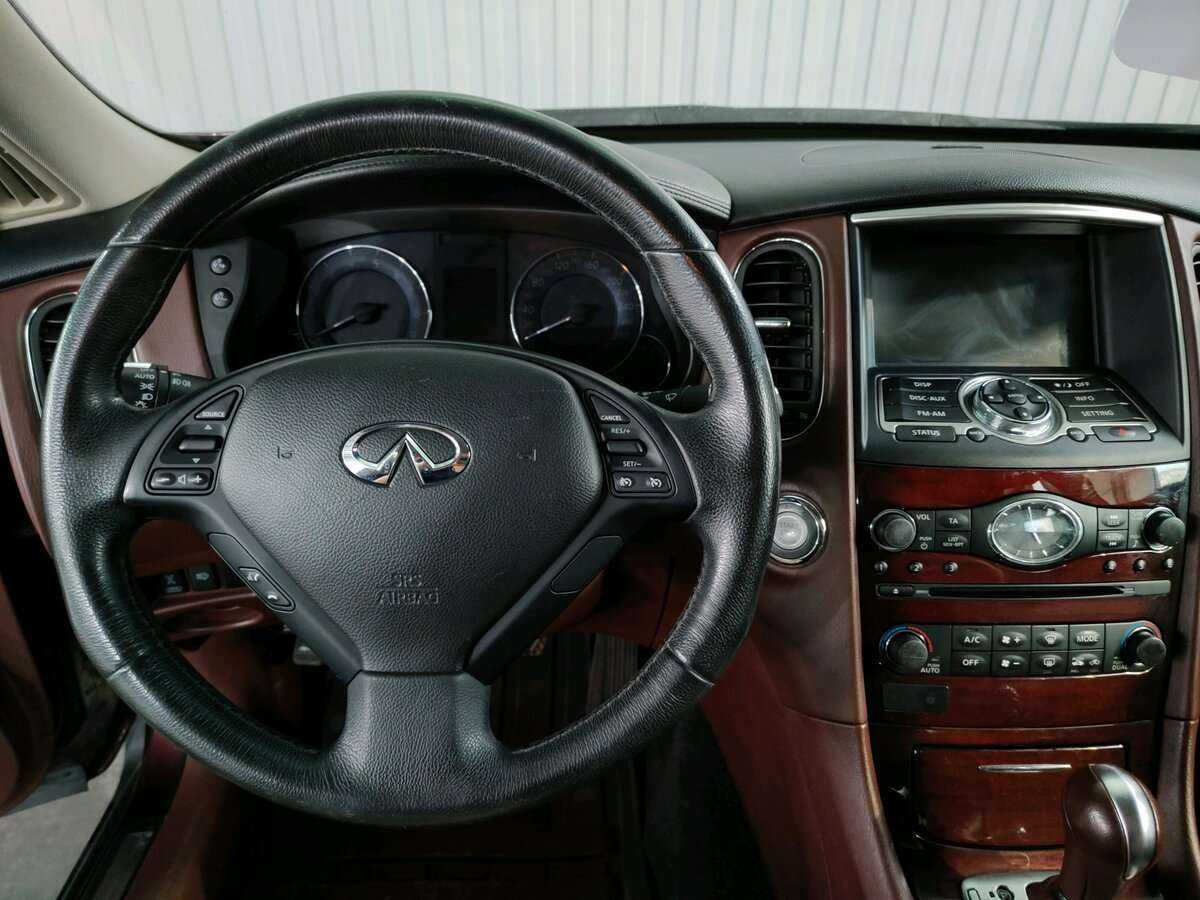 Купить Infiniti QX50, 2014, 107 749 км, фото №11