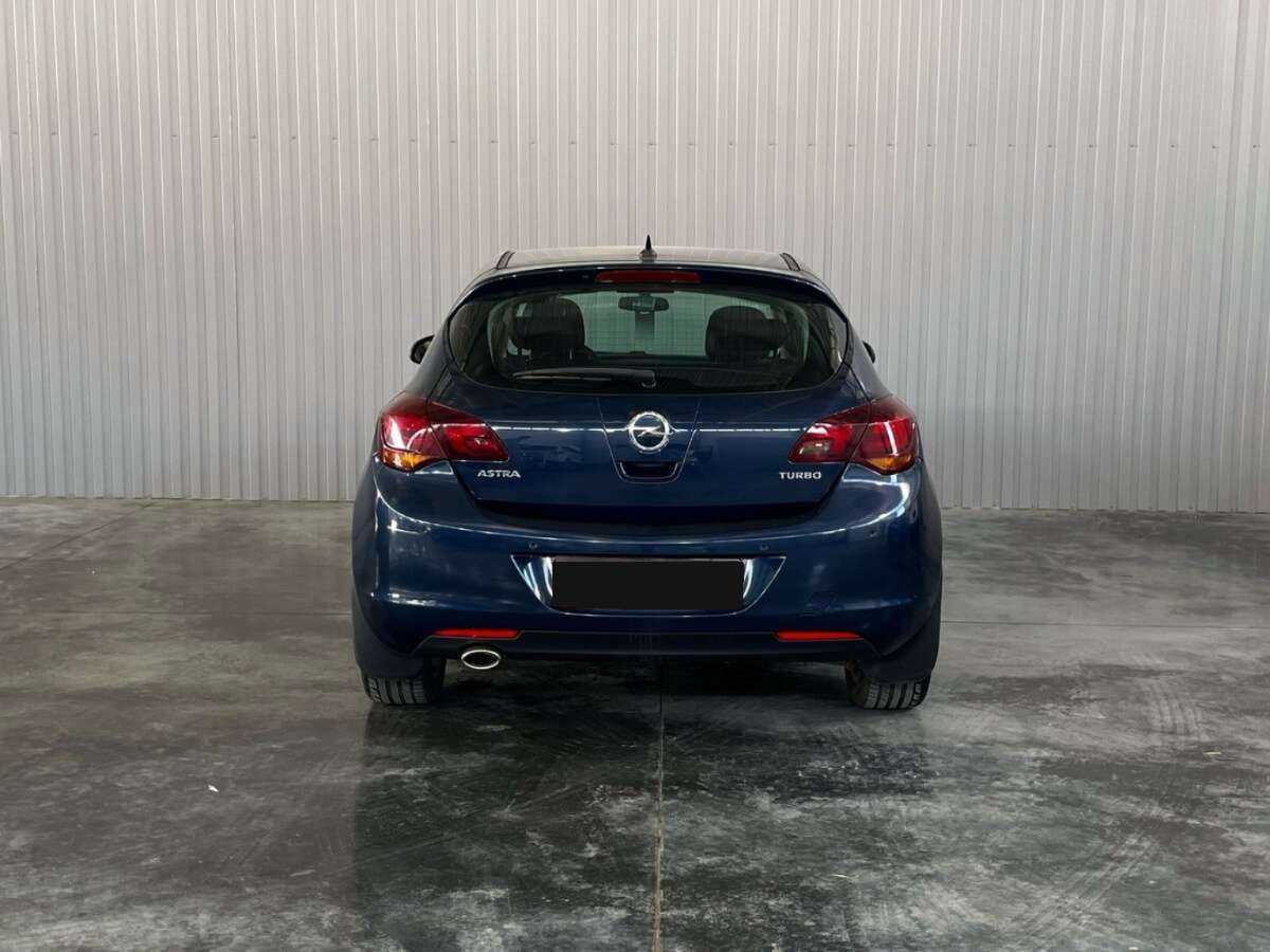 Купить Opel Astra, 2011, 171 300 км, фото №6