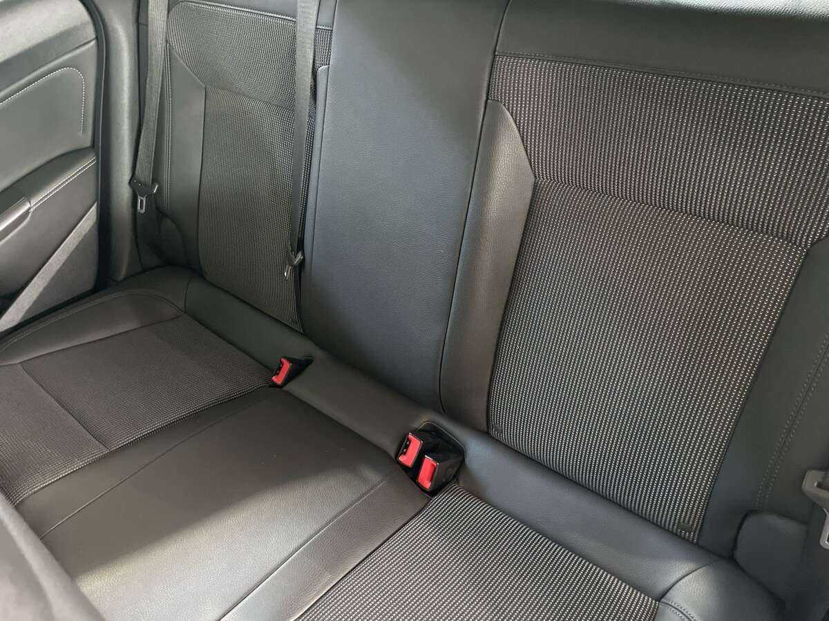 Купить Opel Astra, 2011, 171 300 км, фото №16