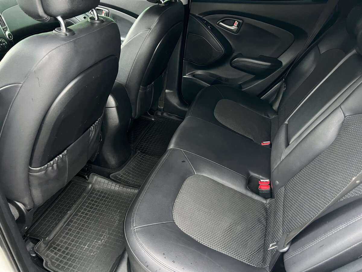 Купить Hyundai ix35, 2011, 240 045 км, фото №16