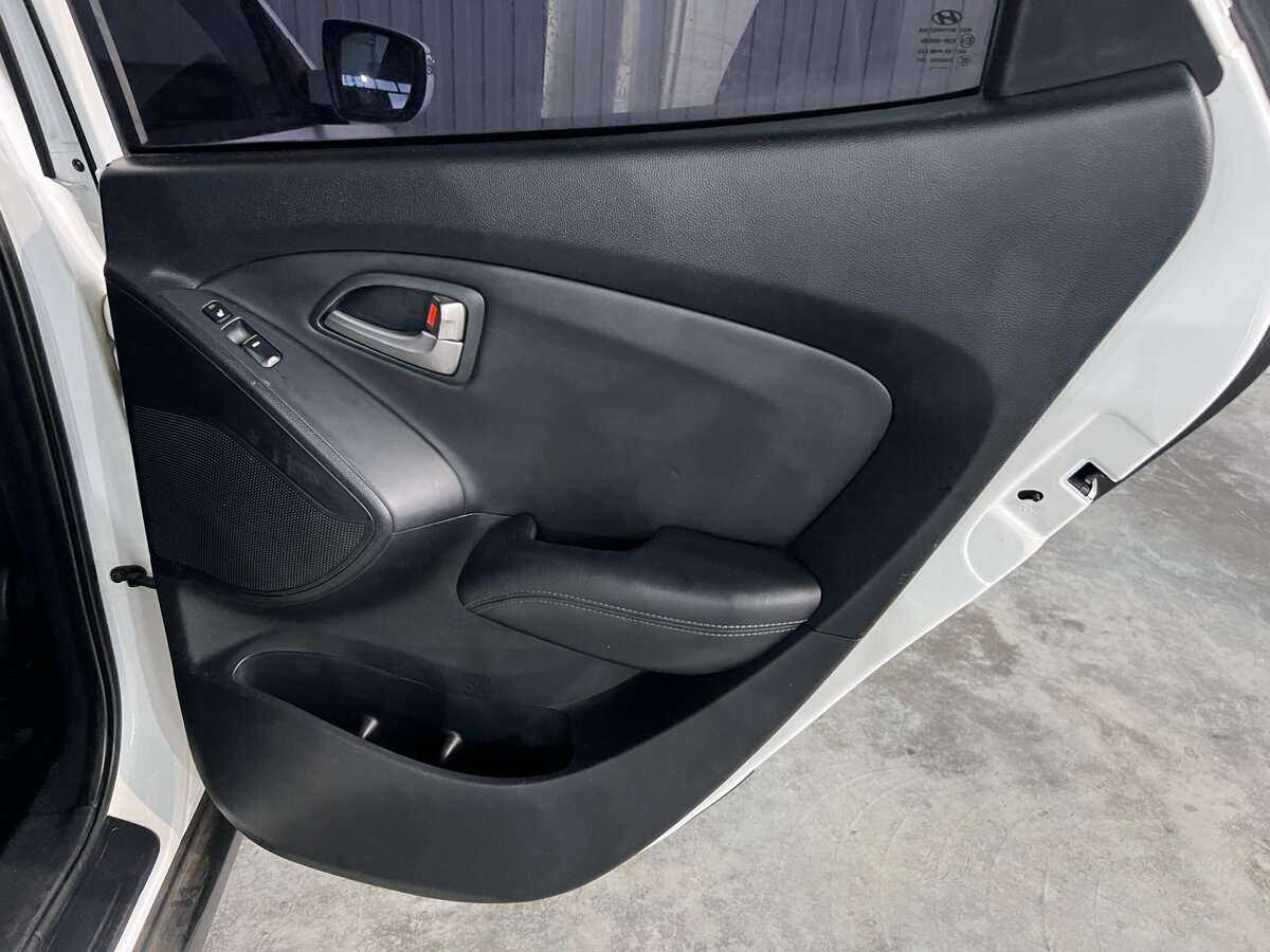 Купить Hyundai ix35, 2011, 240 045 км, фото №18