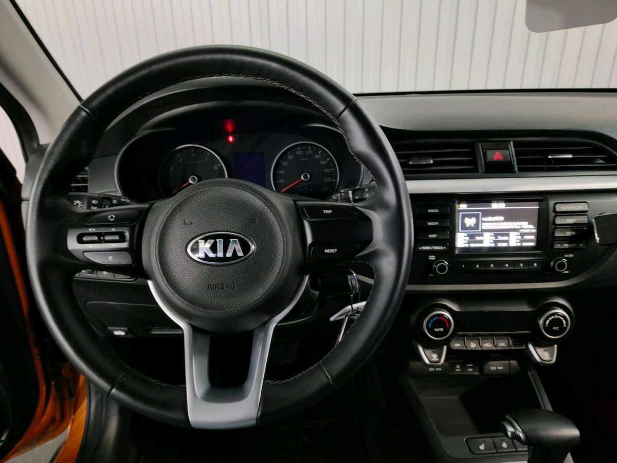 Купить Kia Rio X-Line, 2019, 48 364 км, фото №9