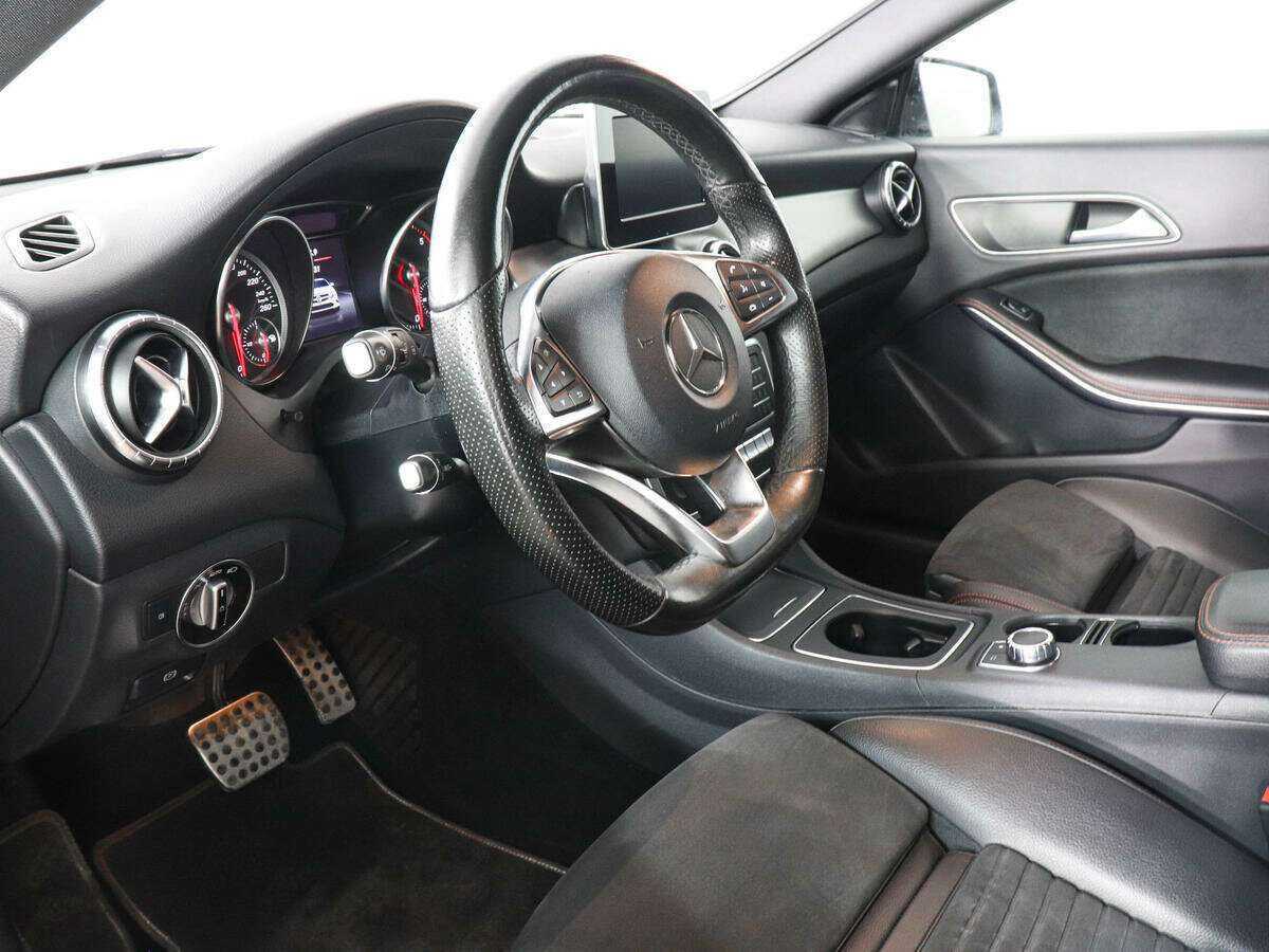 Купить Mercedes-Benz CLA 200 d, 2018, 95 000 км, фото №9