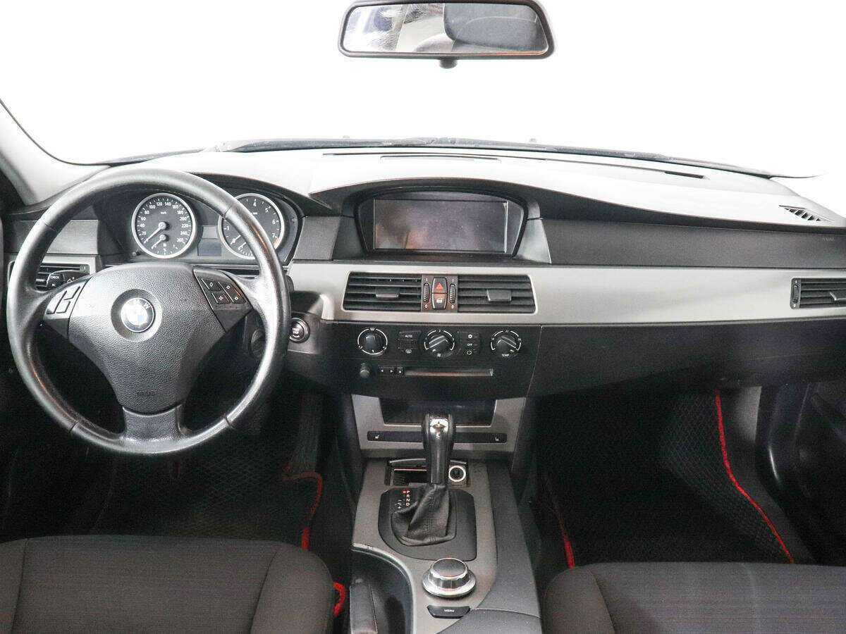 Купить BMW 5 серии 525i, 2006, 259 074 км, фото №7
