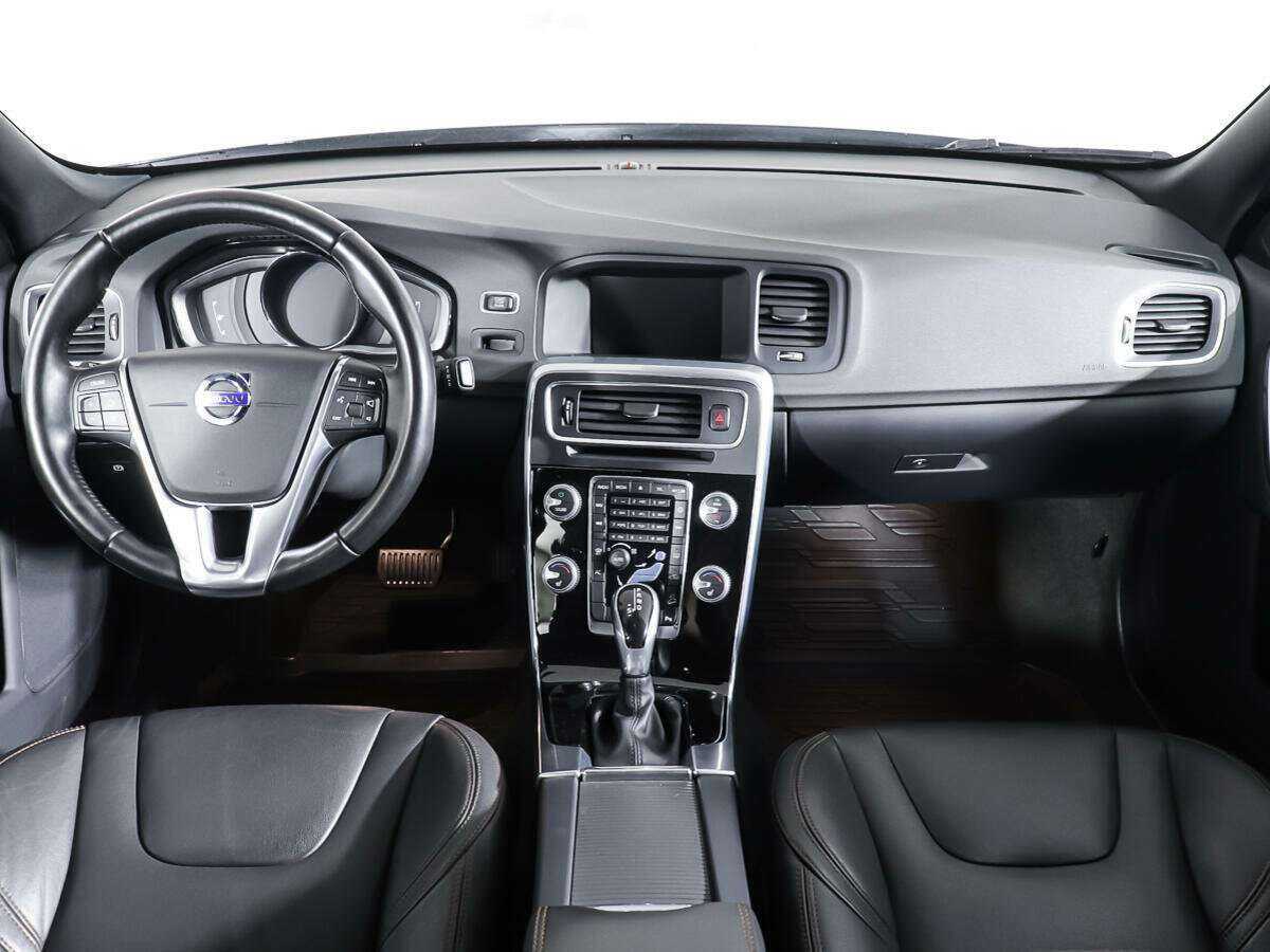 Купить Volvo V60 Cross Country, 2016, 146 725 км, фото №11