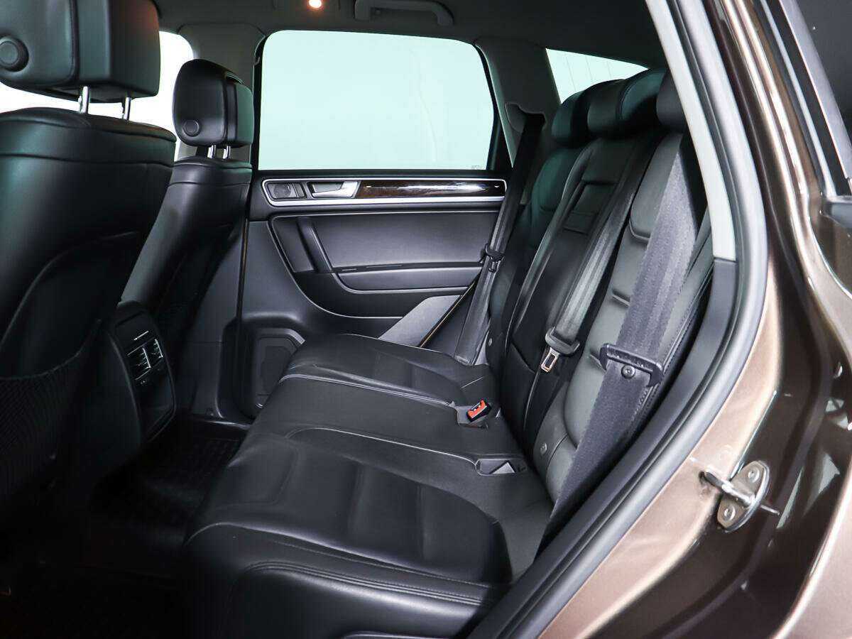 Купить Volkswagen Touareg, 2013, 143 706 км, фото №10