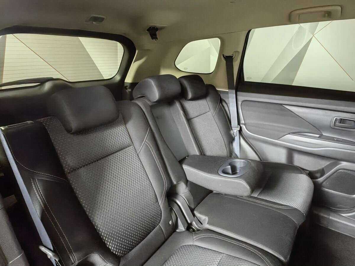 Купить Mitsubishi Outlander, 2020, 97 445 км, фото №12