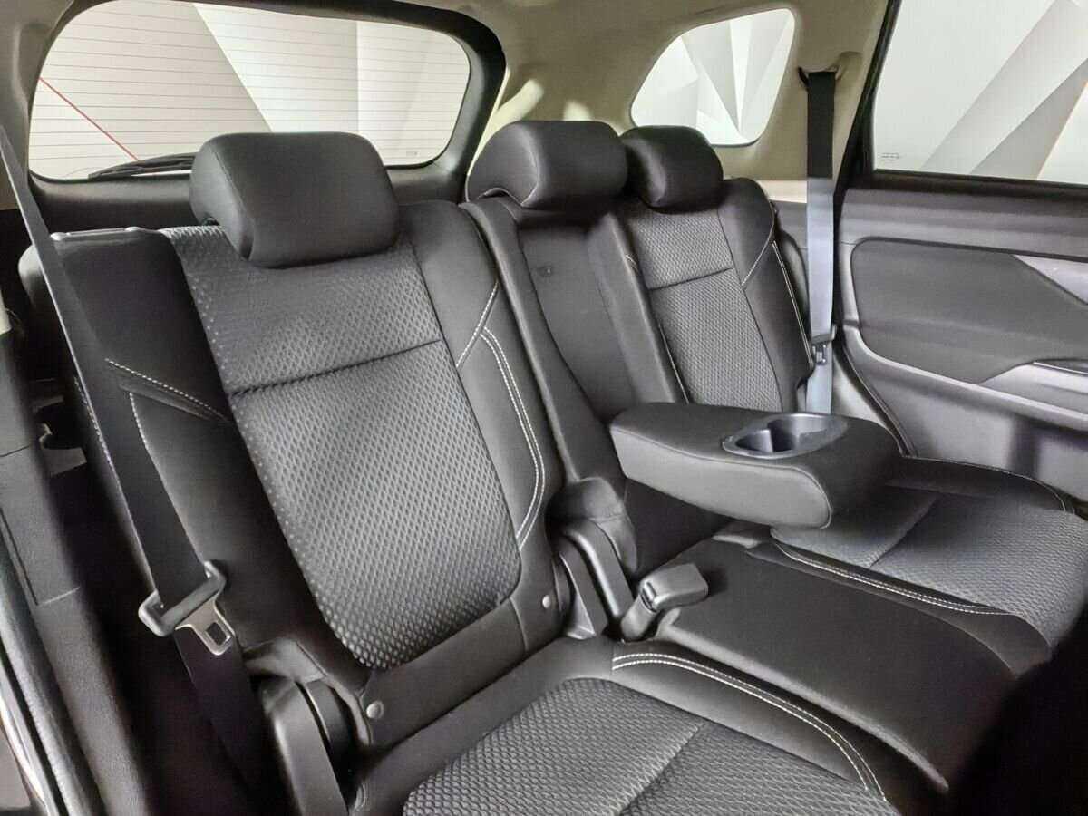 Купить Mitsubishi Outlander, 2022, 51 991 км, фото №9