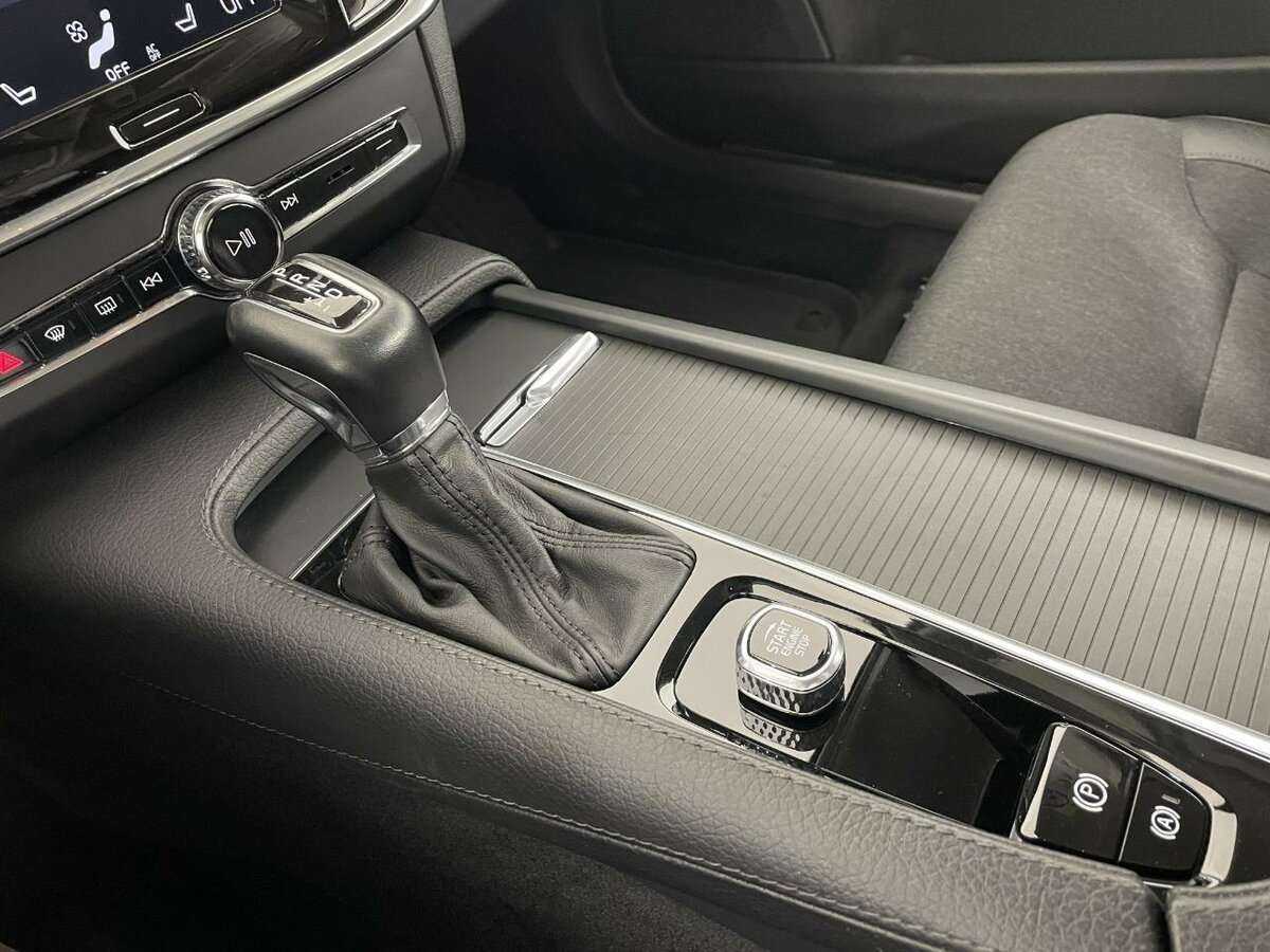 Купить Volvo V90 Cross Country, 2018, 106 833 км, фото №13