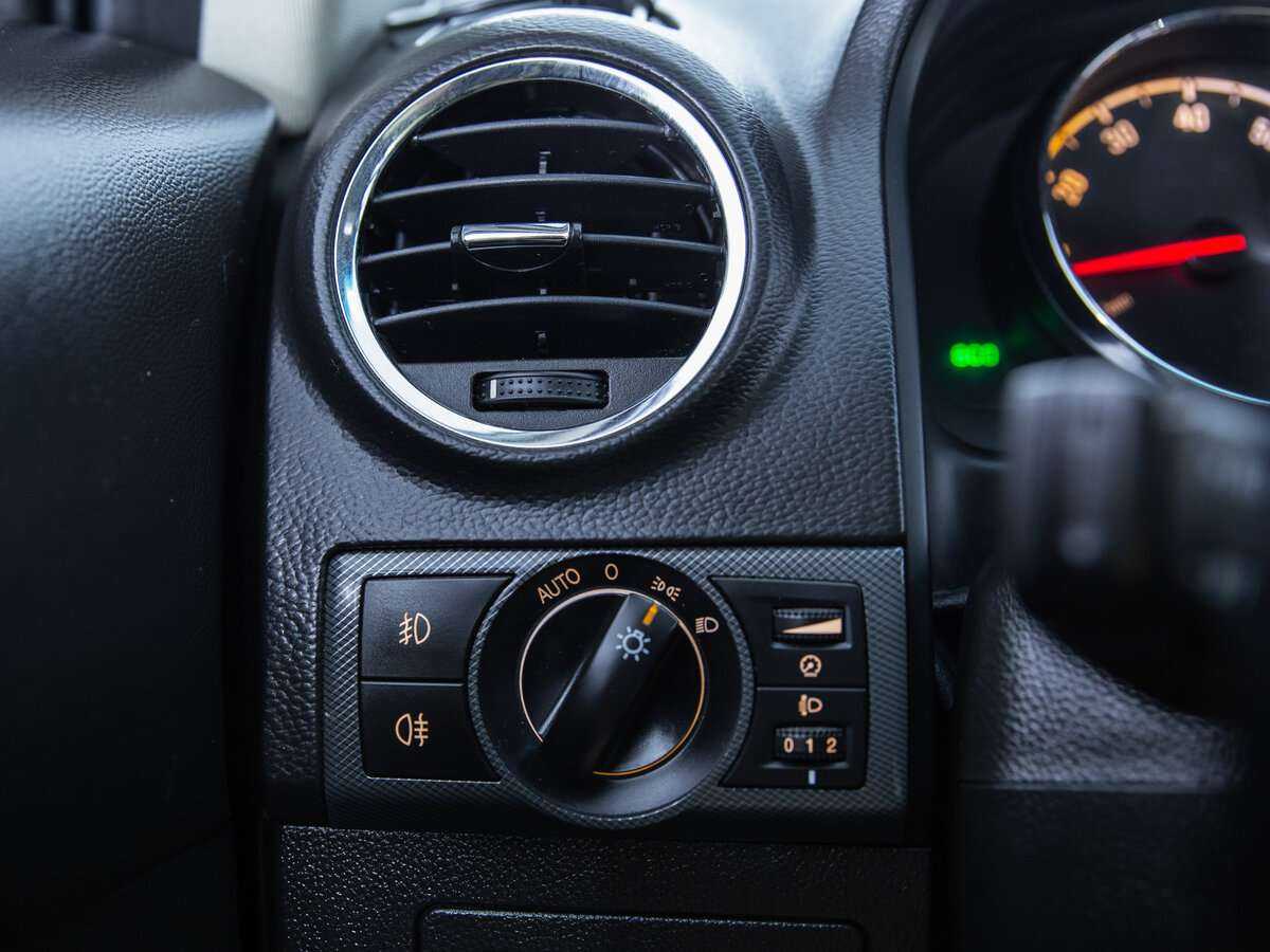 Купить Opel Antara, 2012, 264 599 км, фото №13