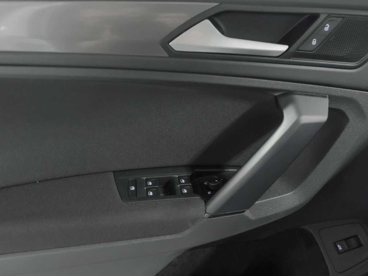 Купить Volkswagen Tiguan, 2020, 72 673 км, фото №11