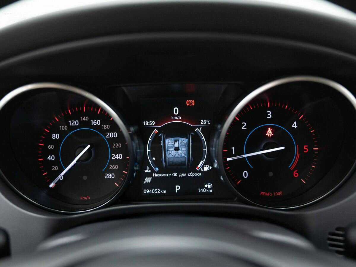 Купить Jaguar F-Pace, 2017, 94 000 км, фото №24