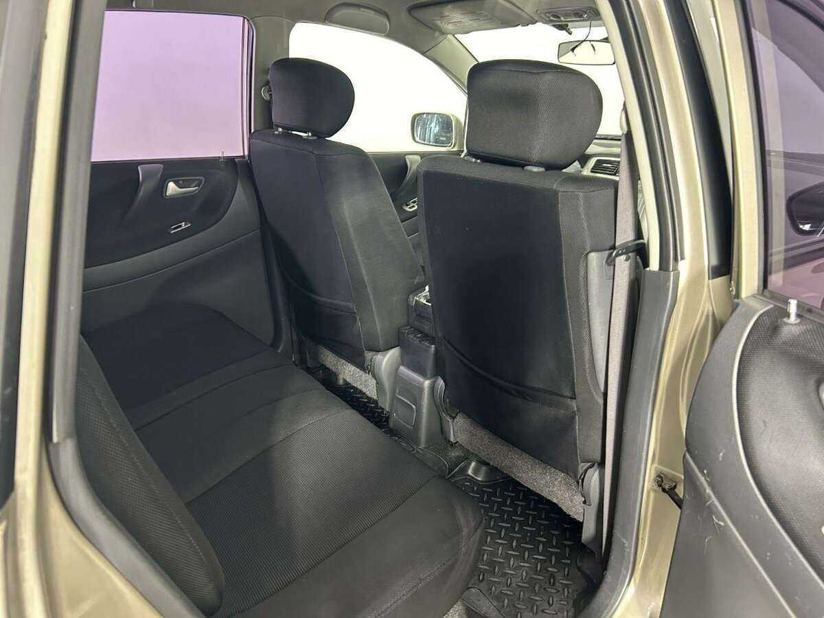 Купить Suzuki Liana, 2004, 191 000 км, фото №16