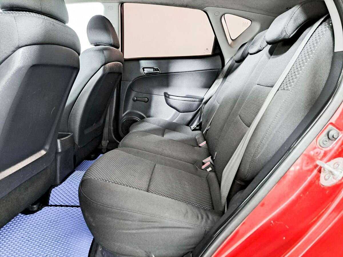 Купить Hyundai i30, 2009, 320 000 км, фото №10