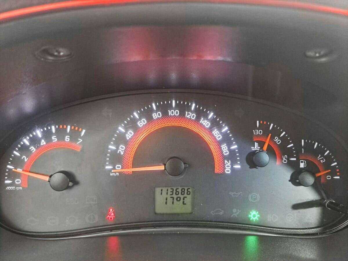 Купить Lada (ВАЗ) Priora, 2013, 113 685 км, фото №11