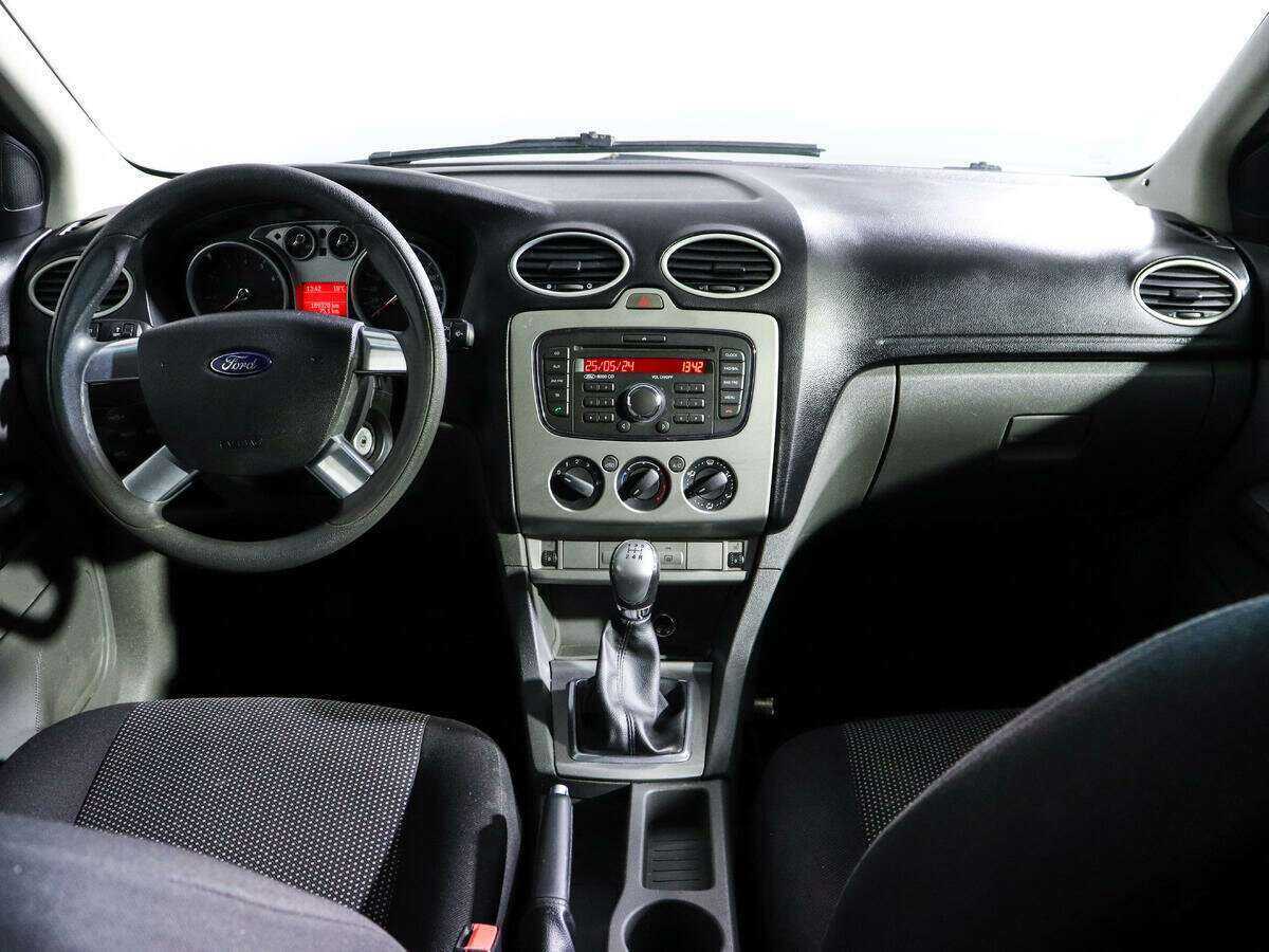 Купить Ford Focus, 2010, 189 319 км, фото №10