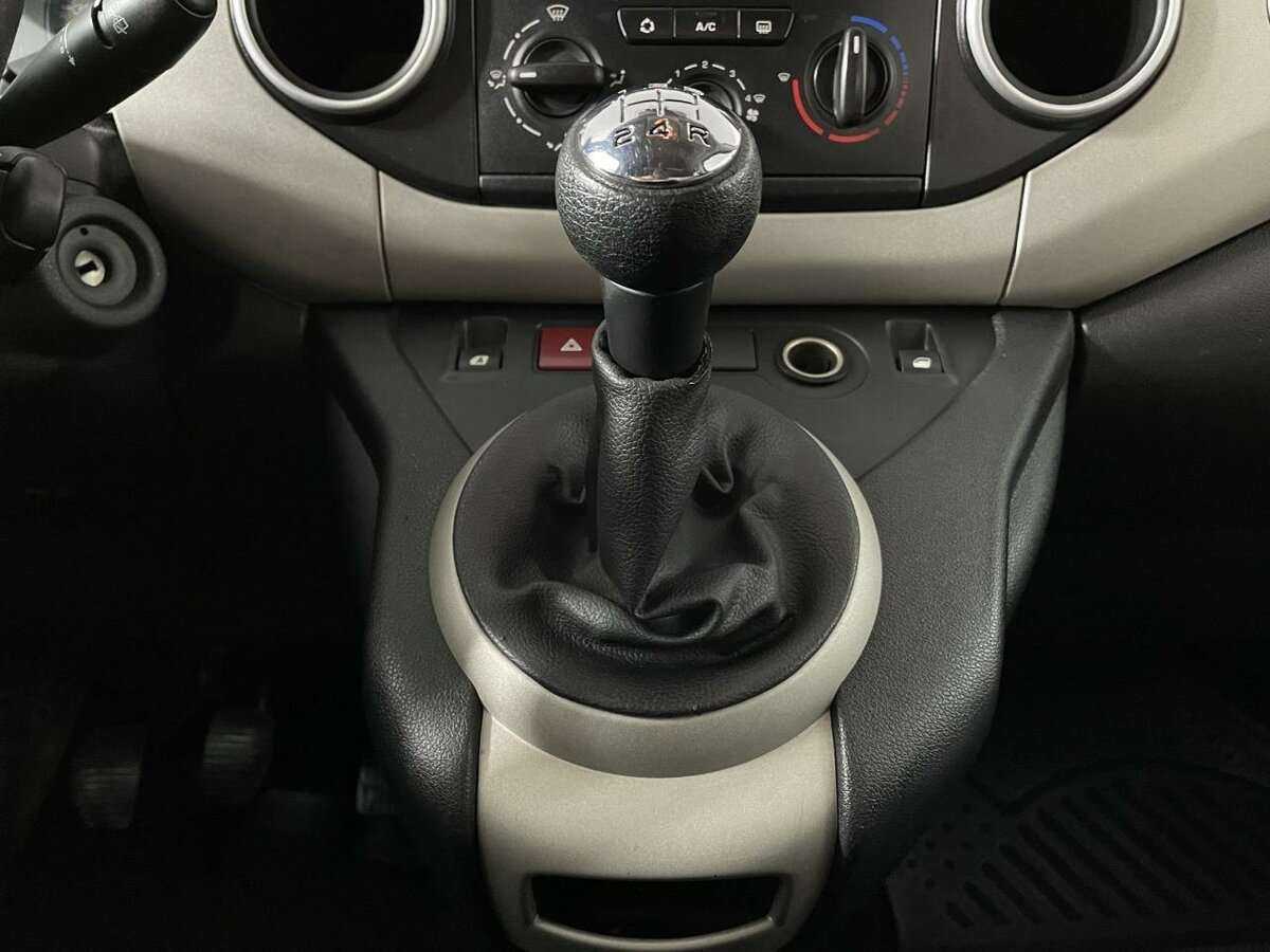Купить Peugeot Partner, 2014, 147 734 км, фото №13