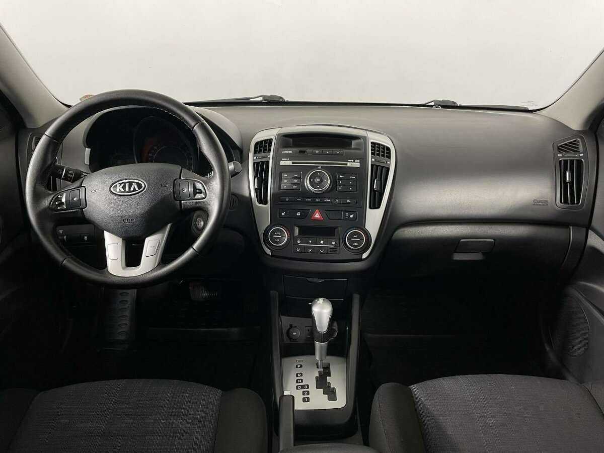 Купить Kia Ceed, 2011, 180 000 км, фото №7