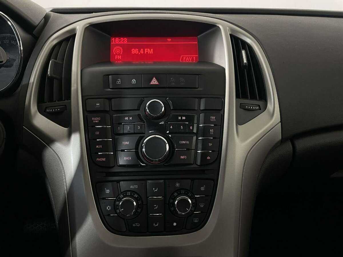 Купить Opel Astra, 2011, 169 901 км, фото №12