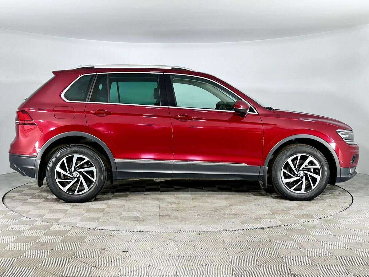 Купить Volkswagen Tiguan, 2018, 95 680 км, фото №5