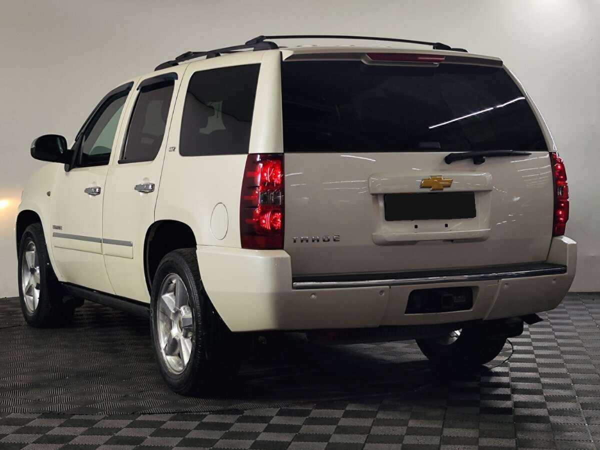 Купить Chevrolet Tahoe 6AT, 2012, 260 000 км, фото №5