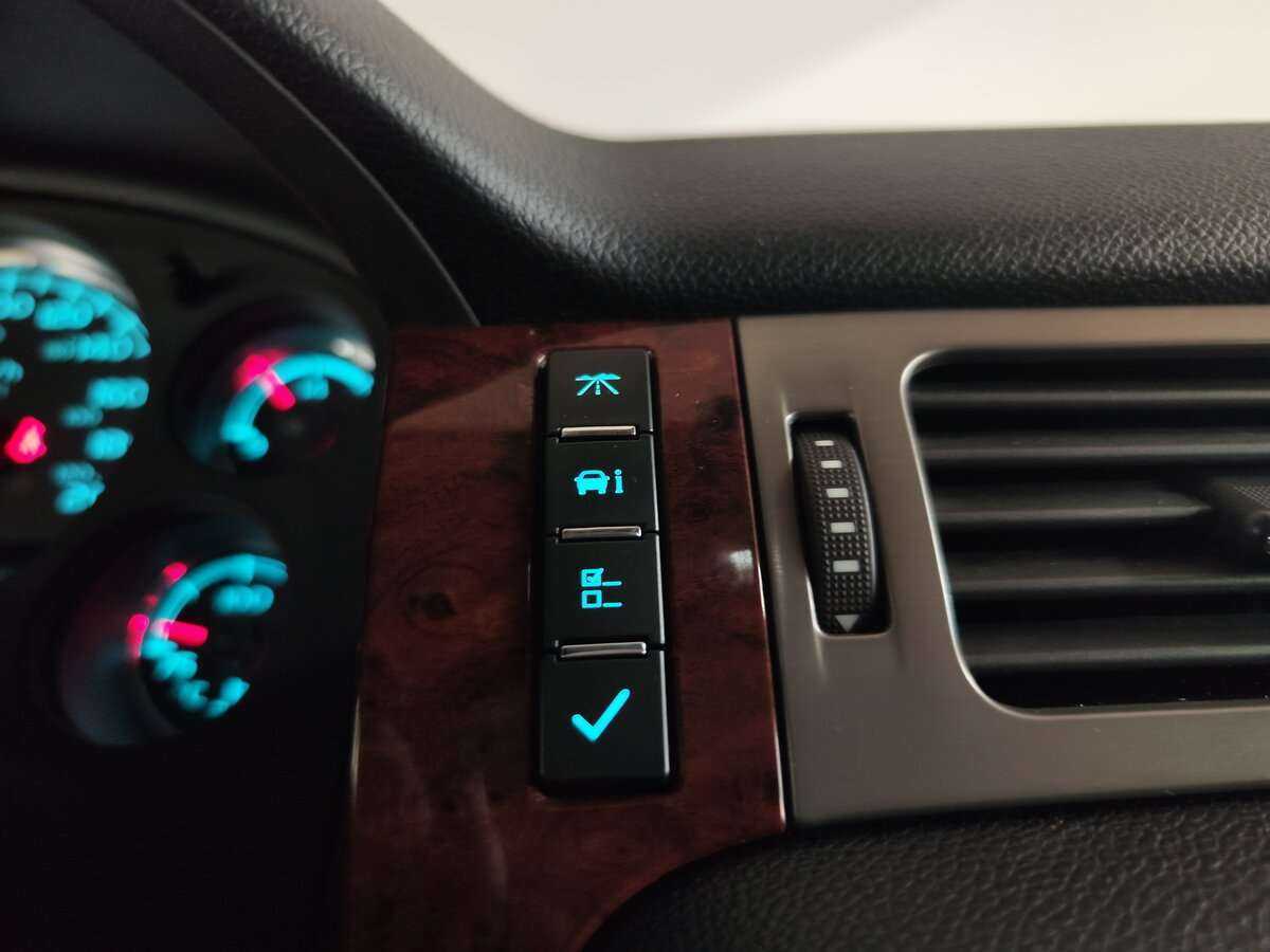 Купить Chevrolet Tahoe 6AT, 2012, 260 000 км, фото №28