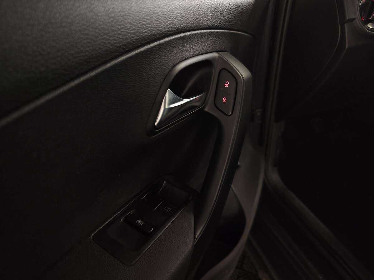 Купить Volkswagen Polo, 2011, 162 000 км, фото №15