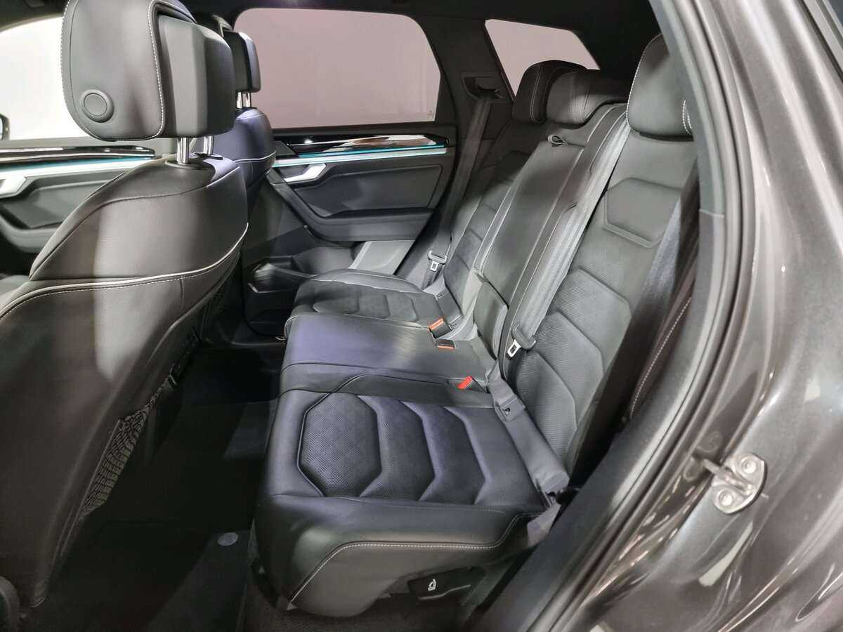 Купить Volkswagen Touareg, 2020, 81 299 км, фото №13