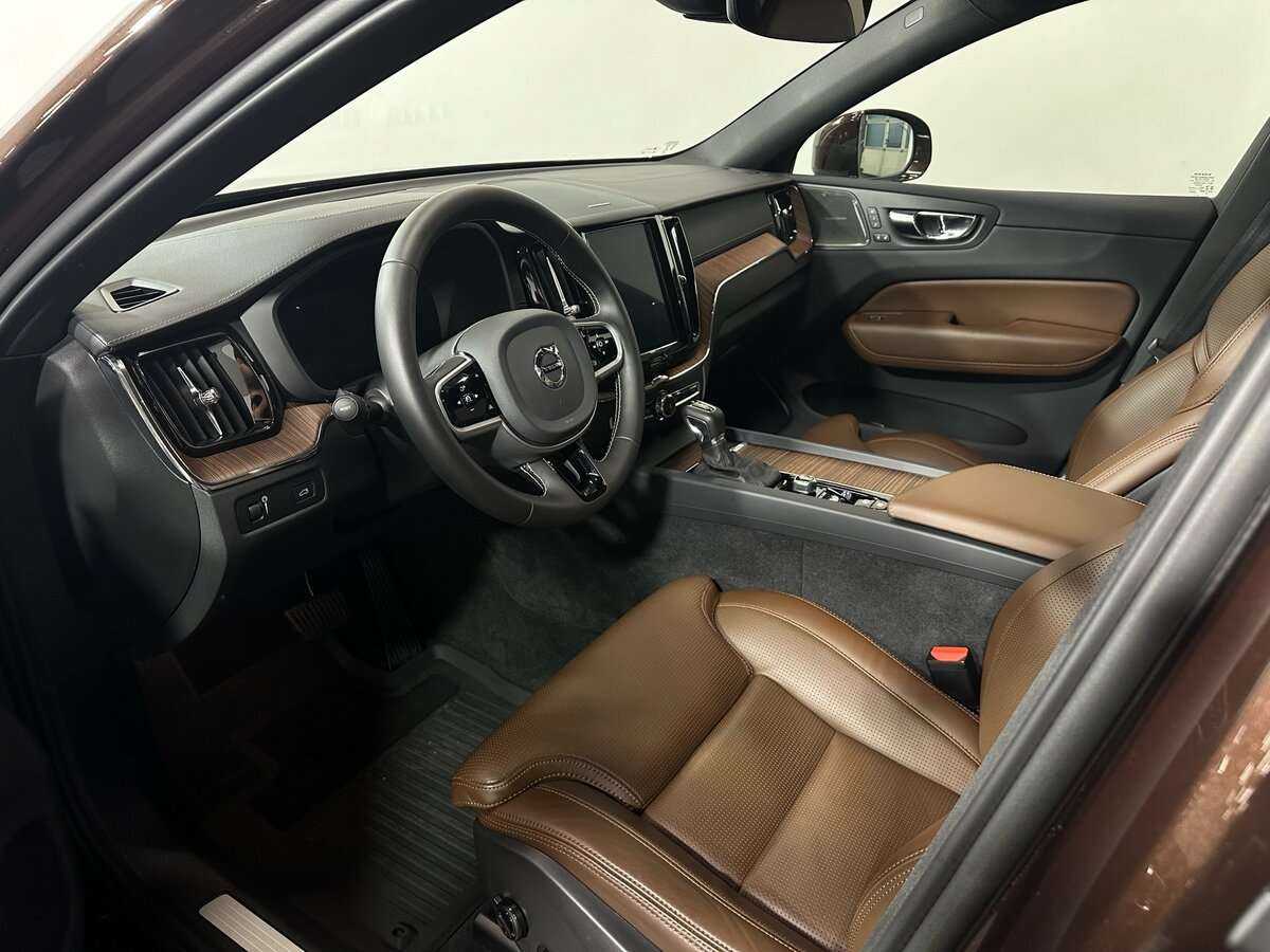 Купить Volvo XC60, 2019, 26 600 км, фото №8