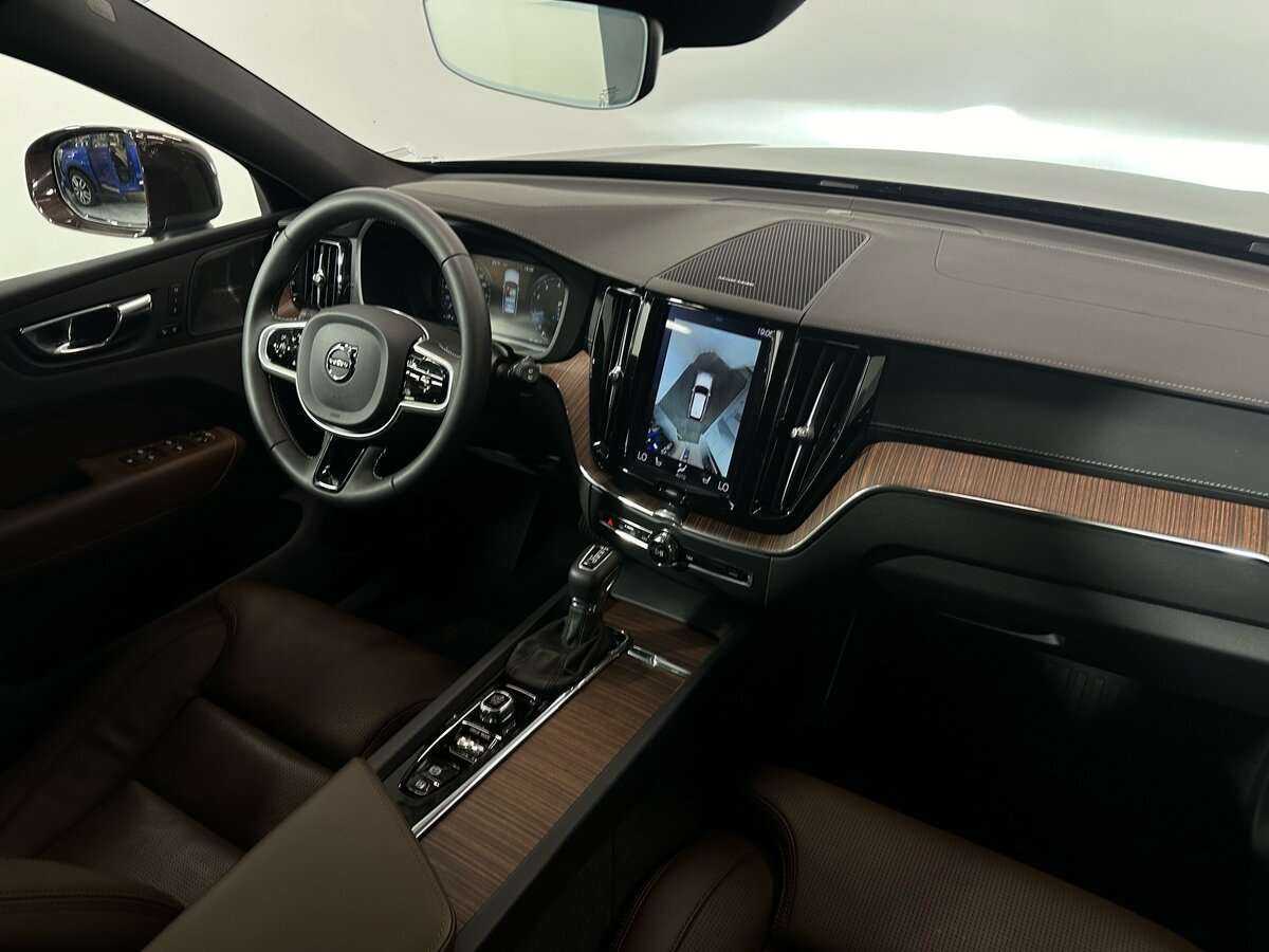 Купить Volvo XC60, 2019, 26 600 км, фото №12