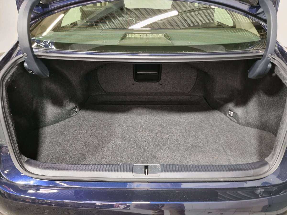 Купить Lexus ES 200, 2016, 105 150 км, фото №6