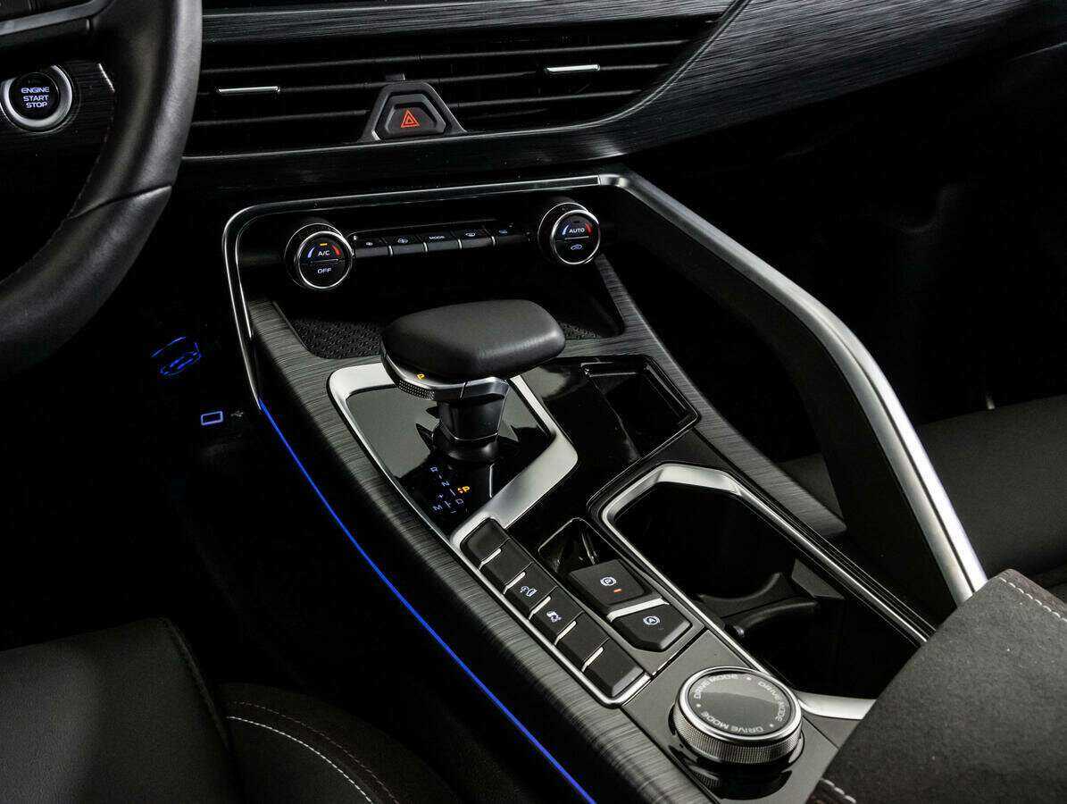 Купить Geely Tugella, 2023, 15 894 км, фото №14