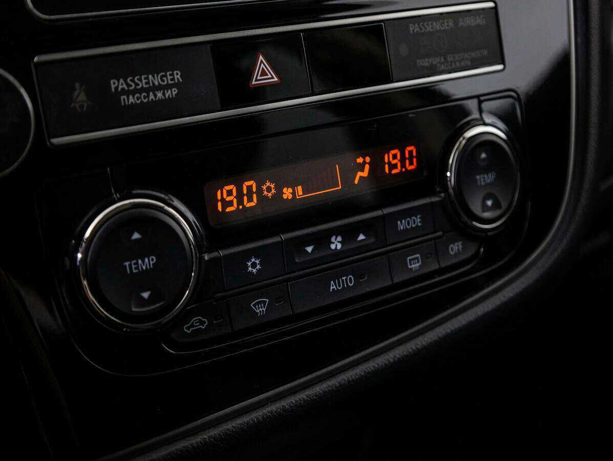 Купить Mitsubishi Outlander, 2019, 106 115 км, фото №14