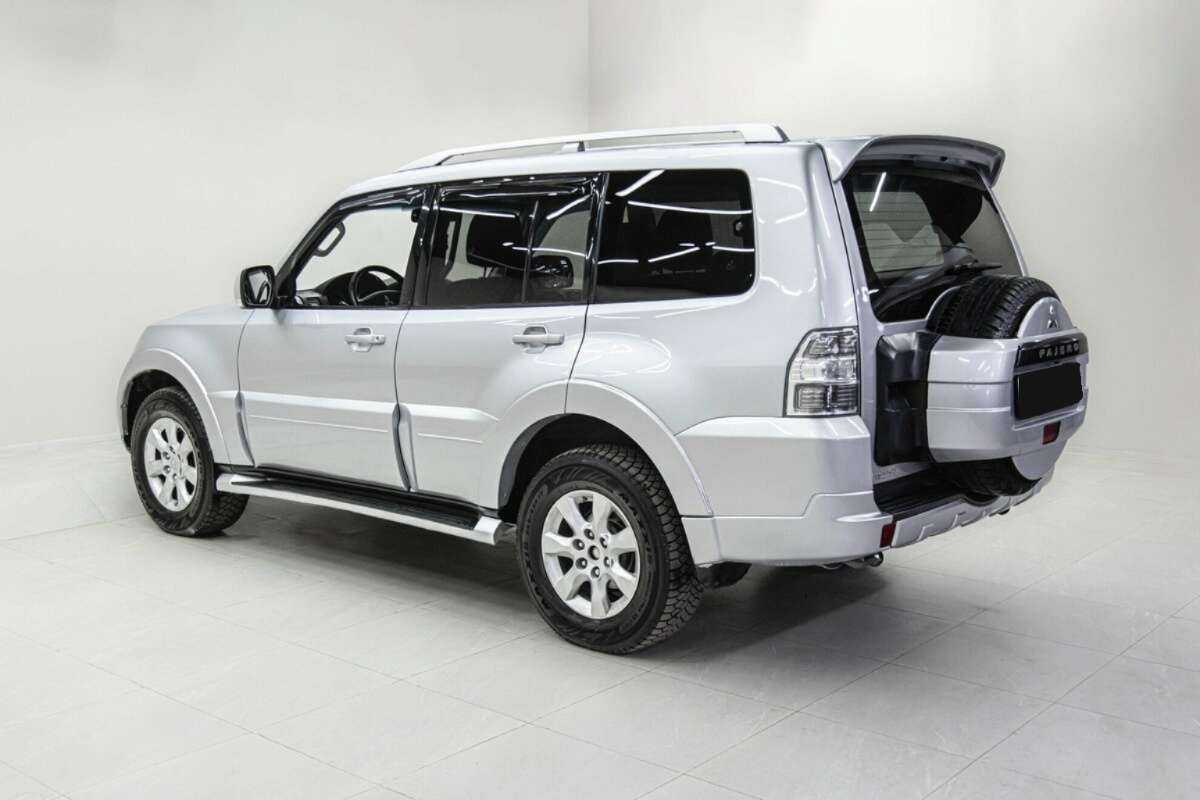 Купить Mitsubishi Pajero, 2011, 176 000 км, фото №6