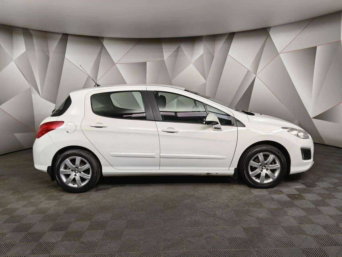 Купить Peugeot 308, 2011, 44 801 км, фото №6