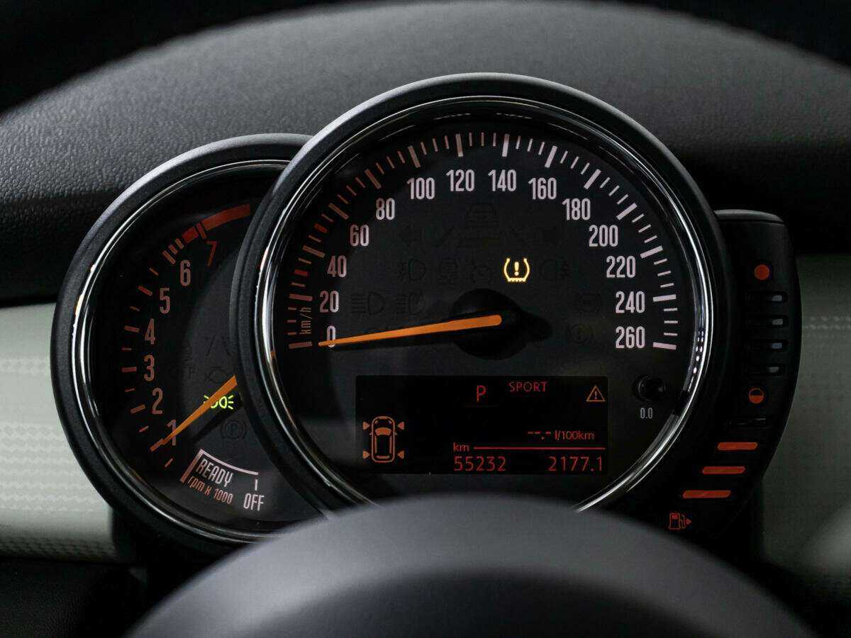 Купить Mini Hatch Cooper, 2016, 55 231 км, фото №12